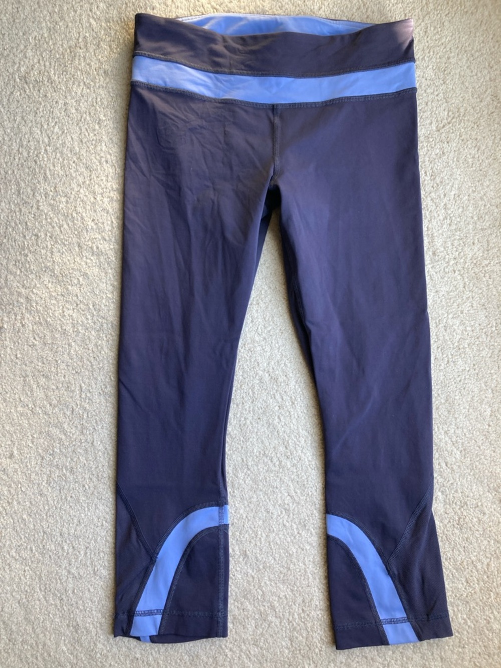 Lululemon run: inspire crop II